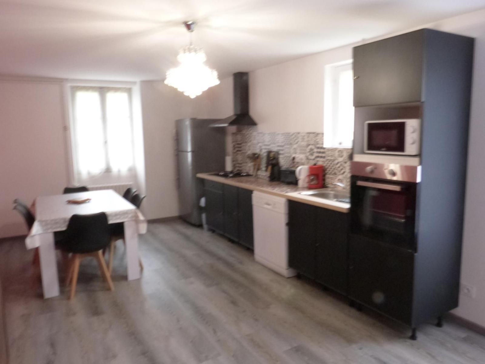 Logement Spacieux Rez-De-Chaussee, Jardin, Stationnement Devant, A 5 Minutes A Pied Du Centre De Sarlat Villa ภายนอก รูปภาพ